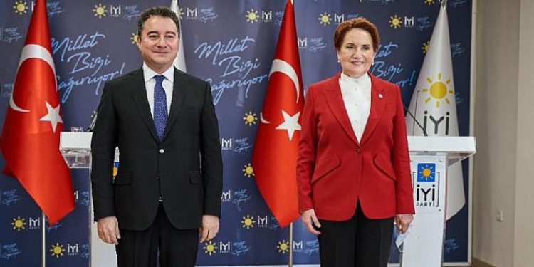 Ali Babacan: “Yeni anayasa çağrısında bulunanlar önce mevcut anayasaya uysun”