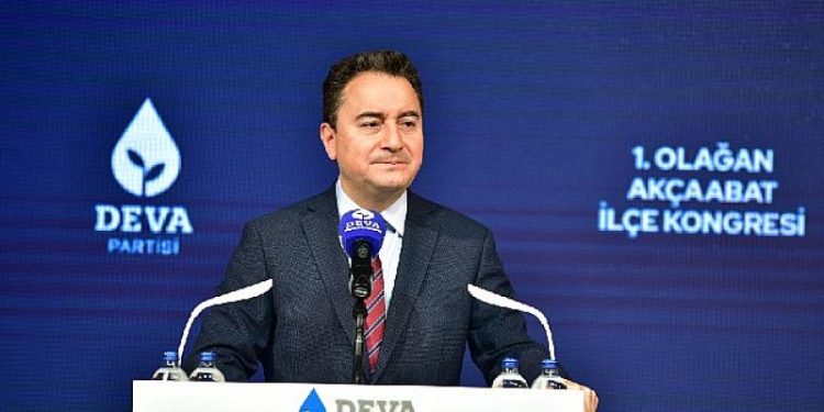 Ali Babacan Trabzon’da: ‘Sayın Erdoğan’ın bu ülkeye bir özür borcu var’