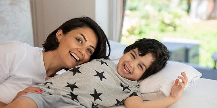 Anne bebek ürünleri alışverişi için uzmanından ipuçları