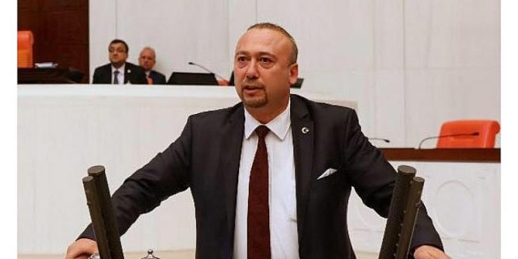 CHP Uşak Milletvekili ve AB Karma Parlemento Başkan Vekili Özkan Yalım, Hemşireler Günü ile ilgili açıklama yaptı.