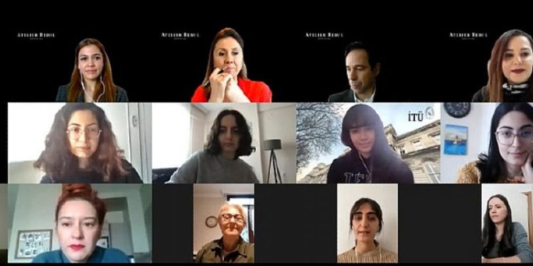 Genç Fidanlar Projesi’ ile Kız Öğrencileri Liderlik Yolunda Yalnız Bırakmıyor