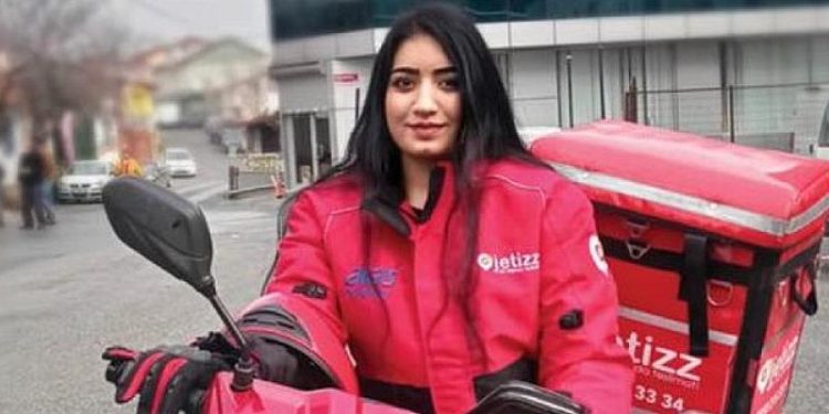 Kadın kuryeler, sektörün aranan elemanı oldular