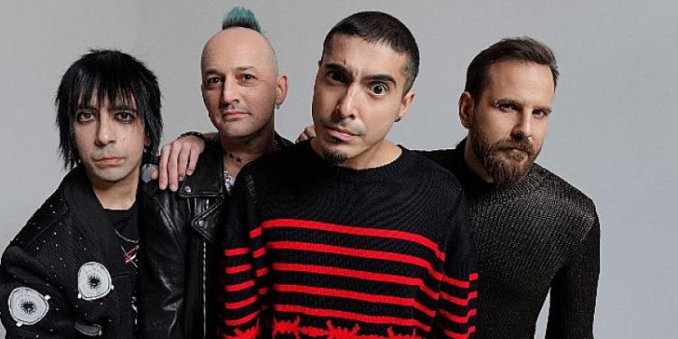 100 Music Sunar: Park’ta Rock maNga Konseri ile Devam Ediyor!