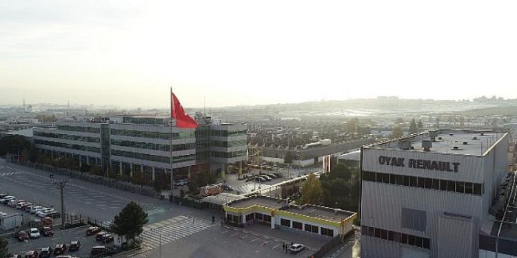 Oyak Renault tedarikçilerini ödüllendirdi