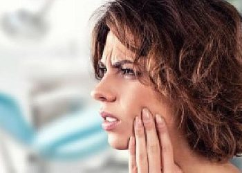 Sınav stresinden dişleri kırılıyor