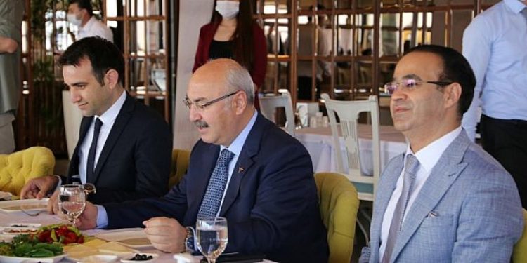 TÜBİTAK’tan İzmir’e 18 Ödül