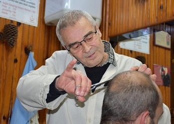 57 Yıldır Makasını Elinden Bırakmadı