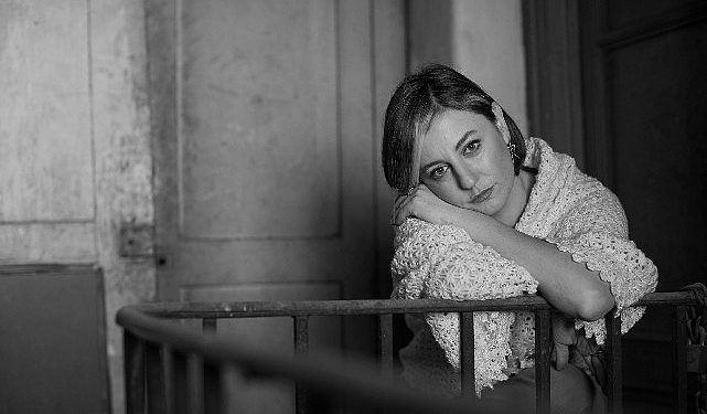 Cumhuriyetin İlk Radyo Yayınlarından İş Sanat Sahnesine
