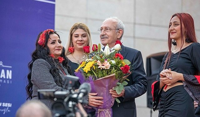 İzmir’de Roman buluşması