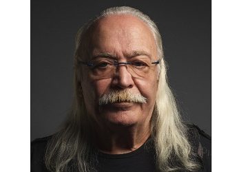 Murat Beşer ile “Yüz Yüze”nin konuğu müziğin yaşayan tarihi Cahit Berkay!
