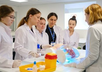 Öğrencilere Yönelik Araştırmaya Göre Yüz Yüze Eğitim Çevrimiçi Eğitime Göre Daha Verimli
