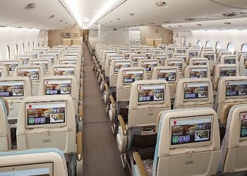 Yenilenen Emirates A380’lerden ilki hizmete girdi