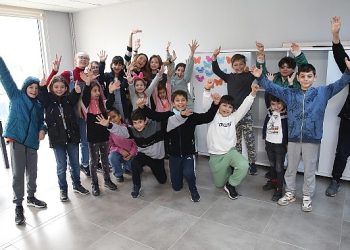 Çocuklar önce ritim tuttu sonra drama eğitimi aldı