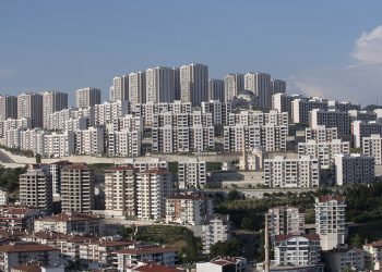 Ev sahibinin kiralarda yeni yöntemi: Sözleşme uyarlama davası