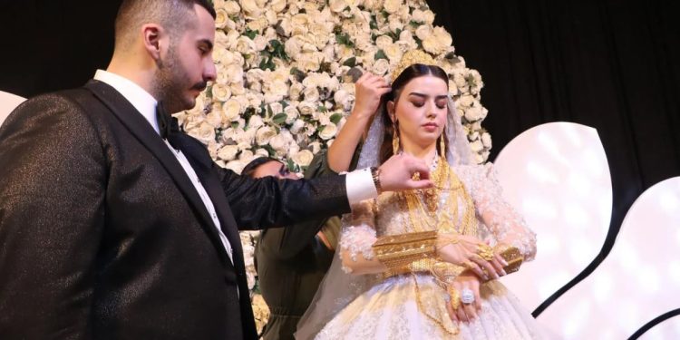 Şanlıurfa’da aşiret düğünü:  7 kilo altın ve 5 milyon TL takı takıldı
