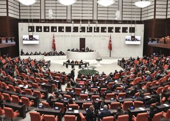 Meclis’te gündem ekonomi: 5 yıllık yol haritası görüşülecek