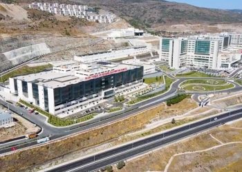 İzmir Şehir Hastanesi yarın açılıyor